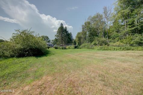 59 New Shaker Road Colonie NY 12205