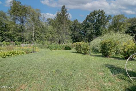 59 New Shaker Road Colonie NY 12205