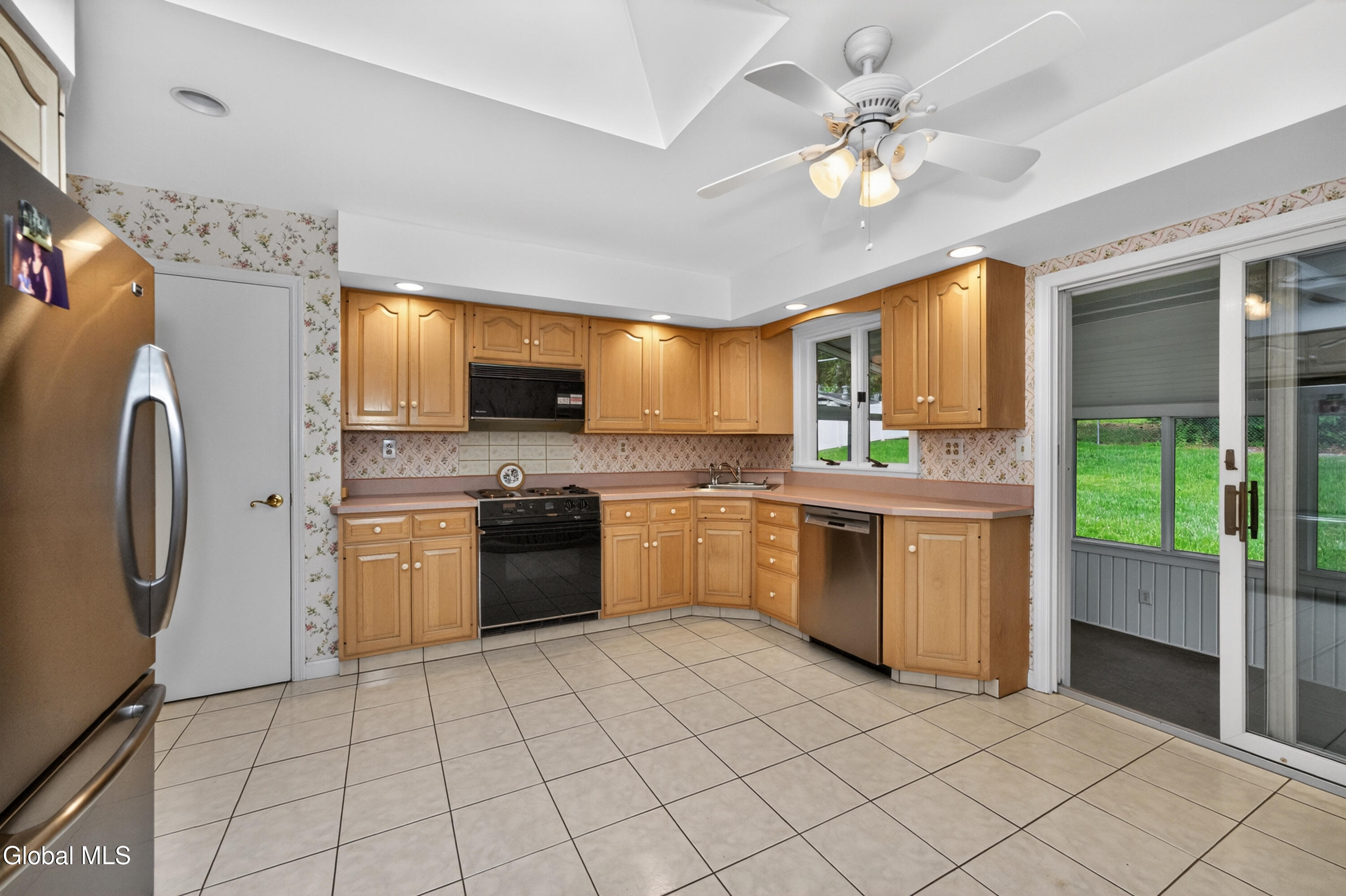 1060 Cornelius Avenue Niskayuna NY 12309