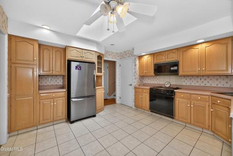 1060 Cornelius Avenue Niskayuna NY 12309