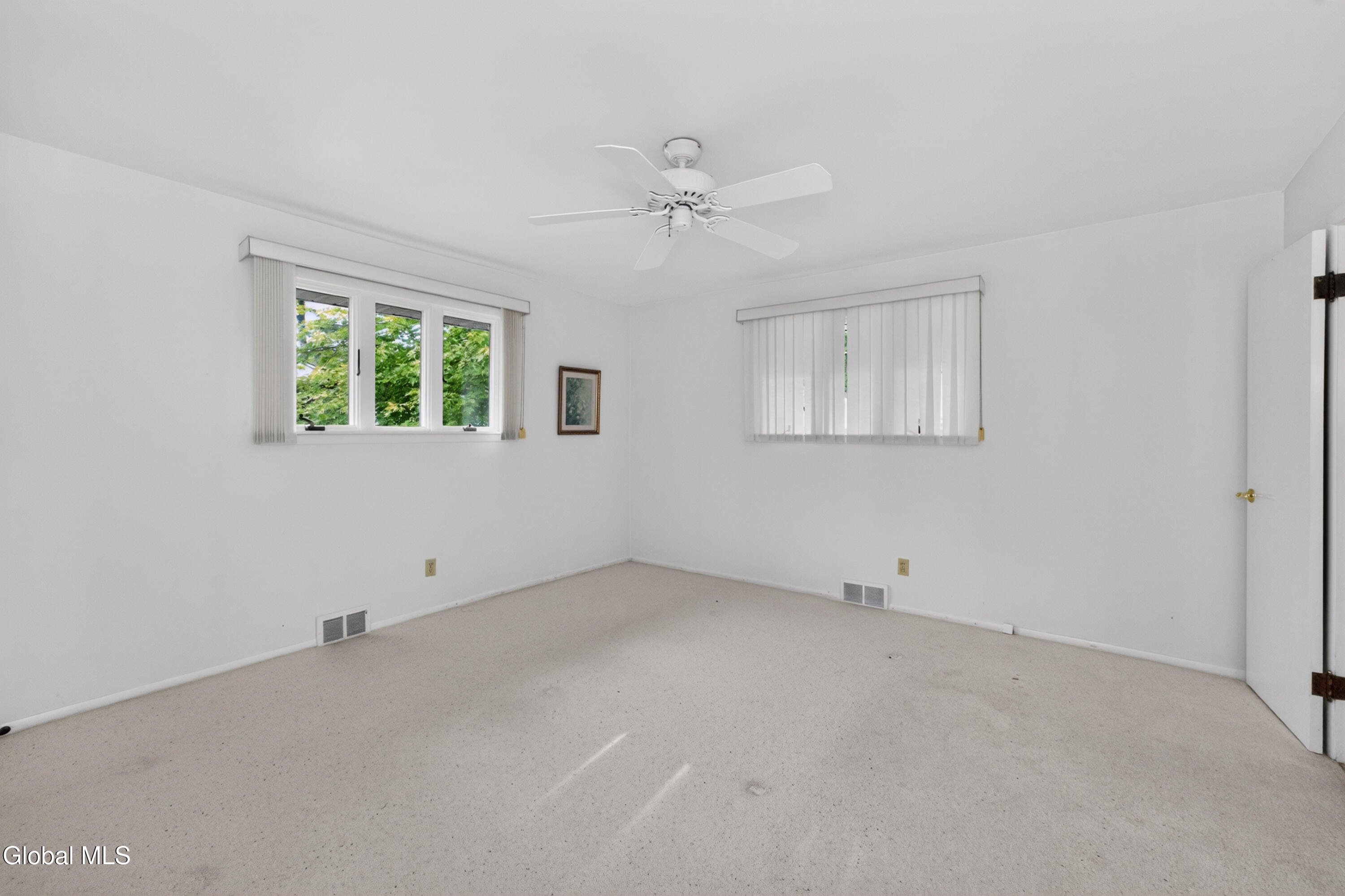 1060 Cornelius Avenue Niskayuna NY 12309