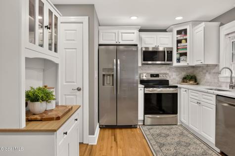3031 Lillian Road Schenectady NY 12303
