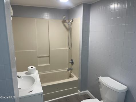 60 Woodlawn Street Rotterdam NY 12306