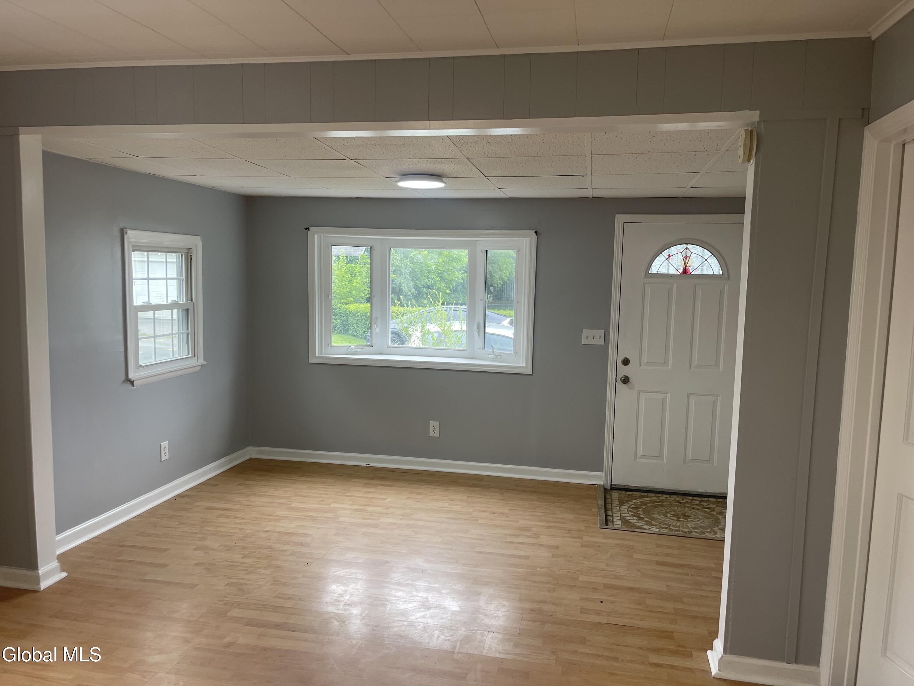60 Woodlawn Street Rotterdam NY 12306