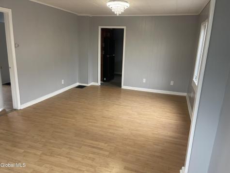 60 Woodlawn Street Rotterdam NY 12306