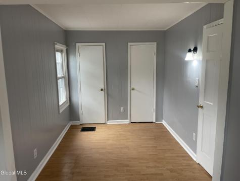 60 Woodlawn Street Rotterdam NY 12306