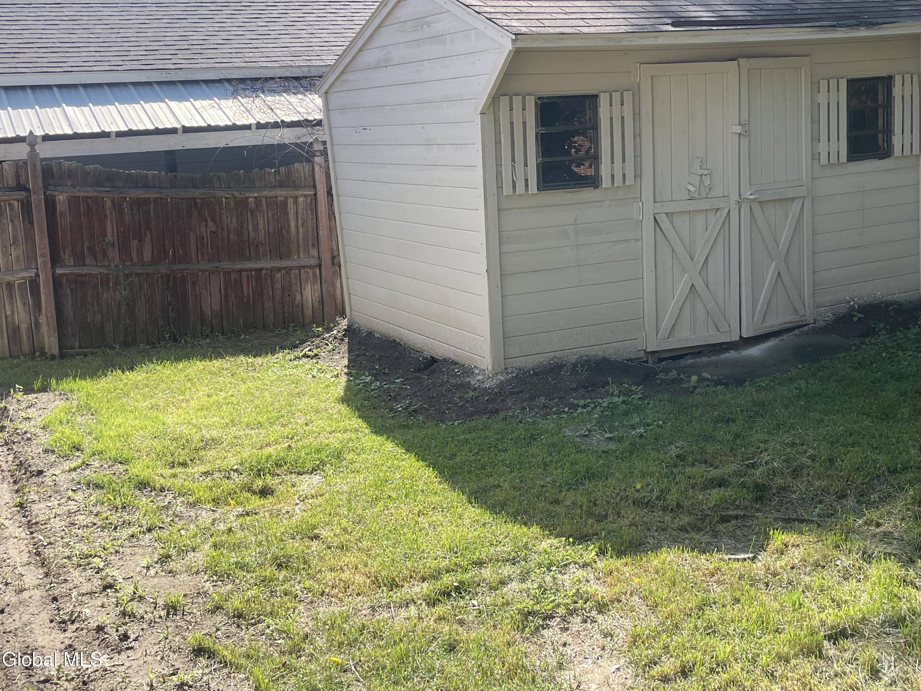 60 Woodlawn Street Rotterdam NY 12306