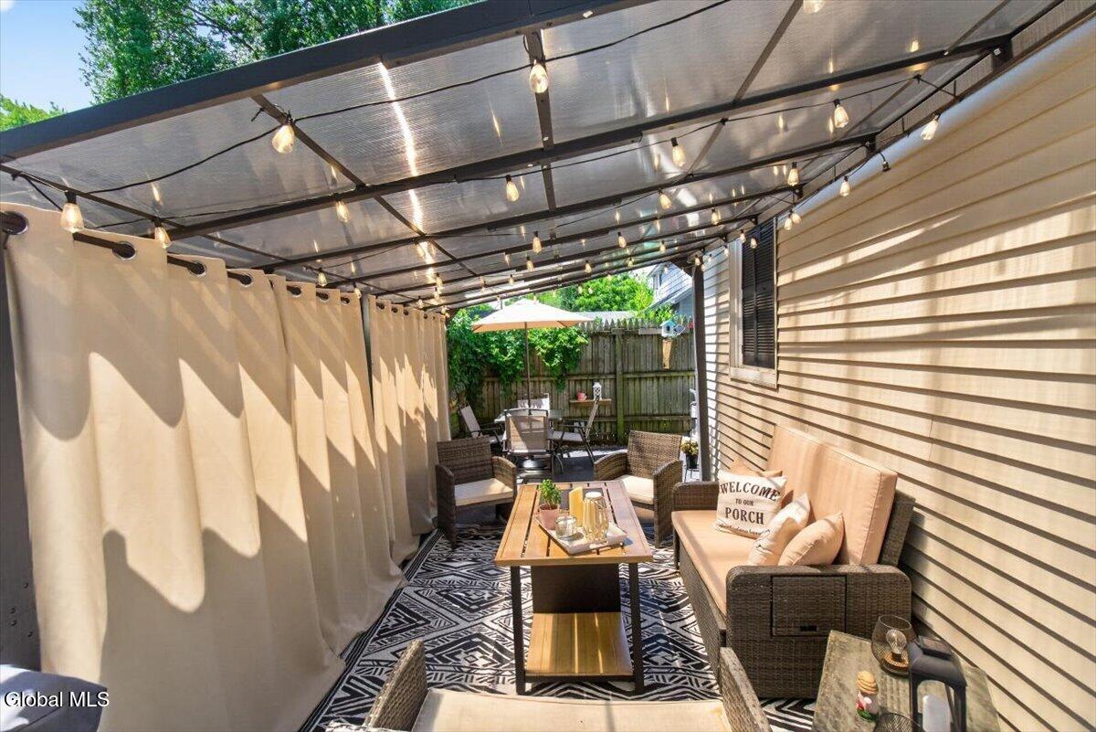 29 Mcnutt Avenue Albany NY 12205