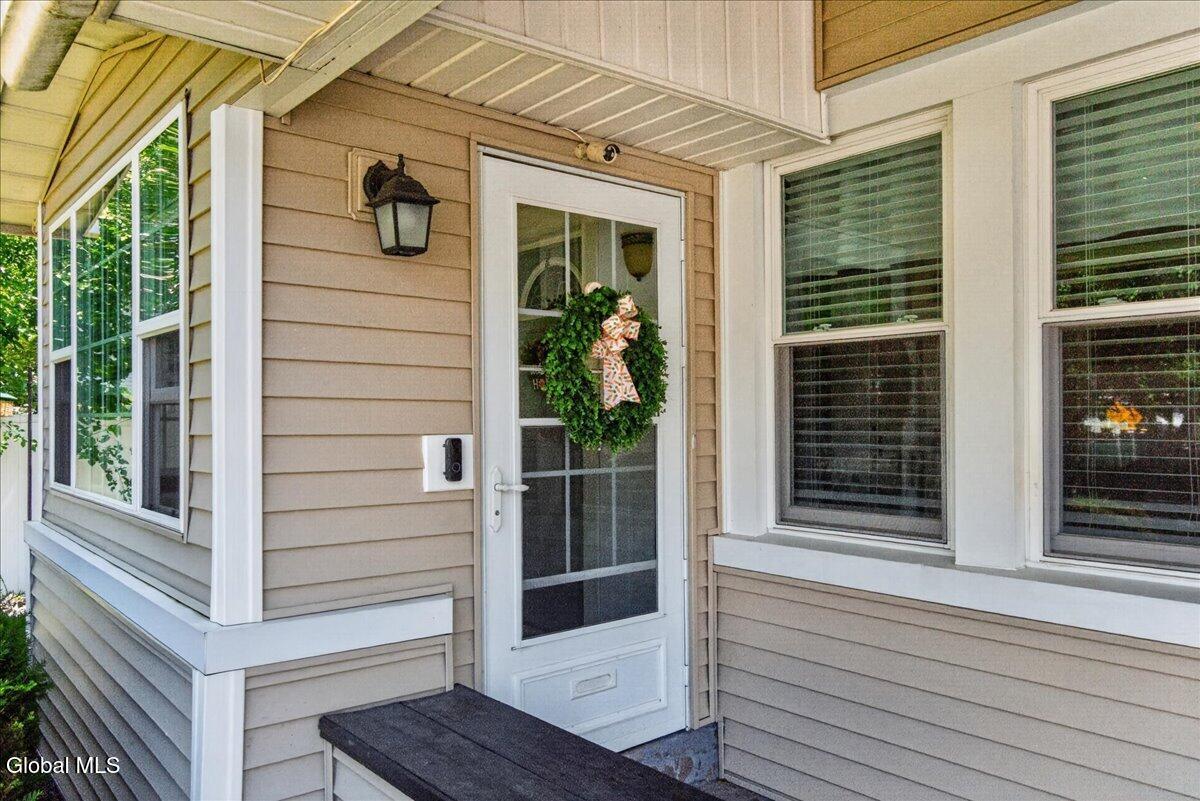 29 Mcnutt Avenue Albany NY 12205