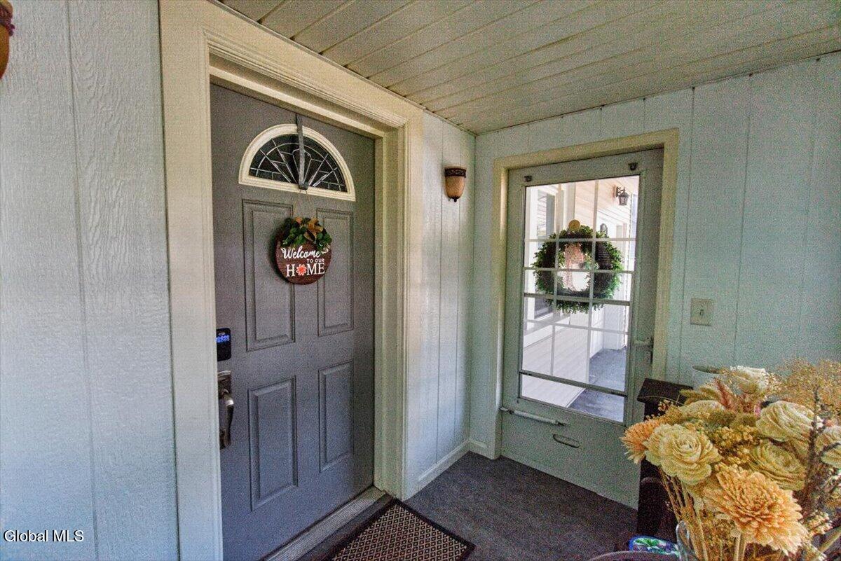 29 Mcnutt Avenue Albany NY 12205