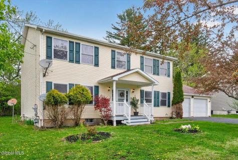 12 Pine Avenue Johnstown NY 12095