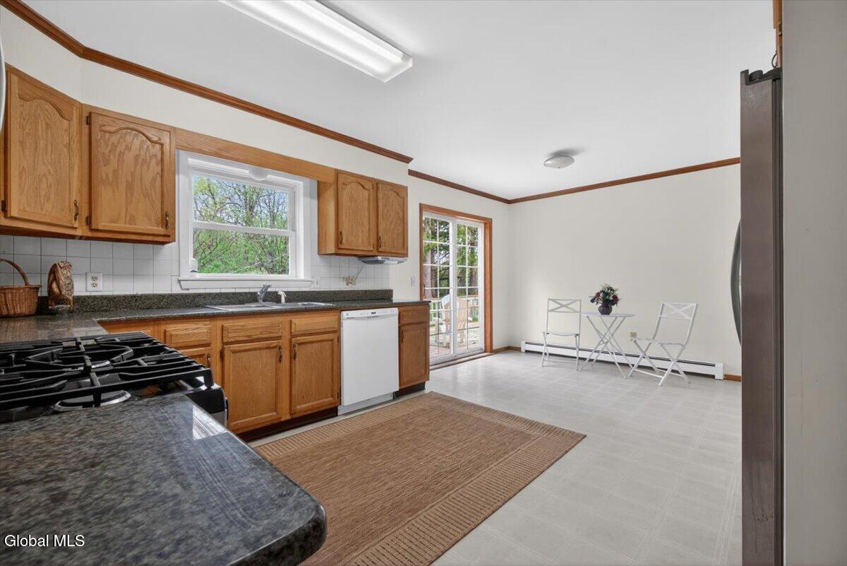 12 Pine Avenue Johnstown NY 12095
