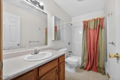 12 Pine Avenue Johnstown NY 12095