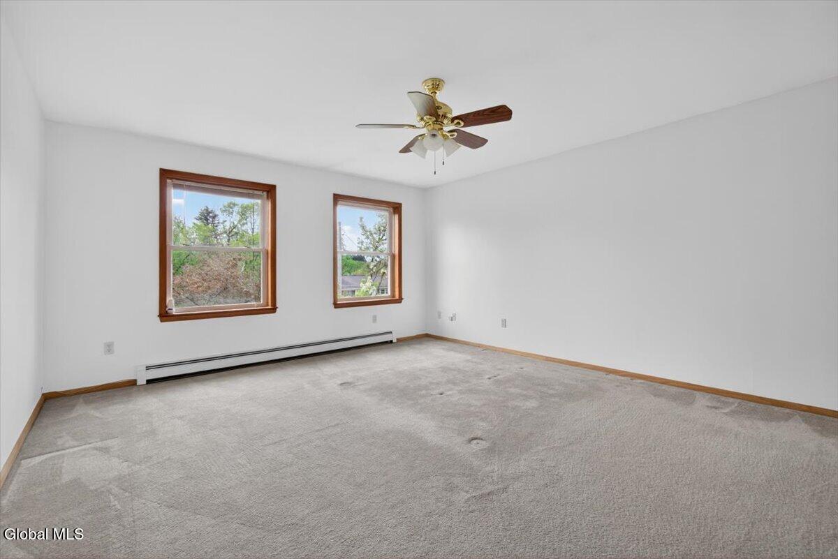 12 Pine Avenue Johnstown NY 12095