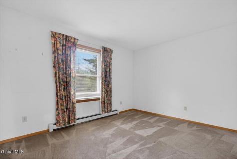 12 Pine Avenue Johnstown NY 12095