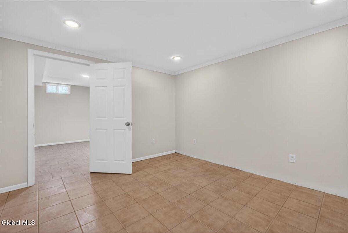 12 Pine Avenue Johnstown NY 12095