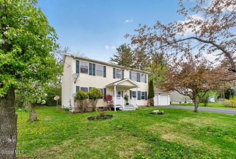 12 Pine Avenue Johnstown NY 12095