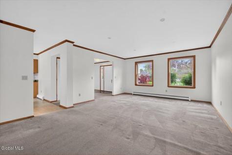 12 Pine Avenue Johnstown NY 12095