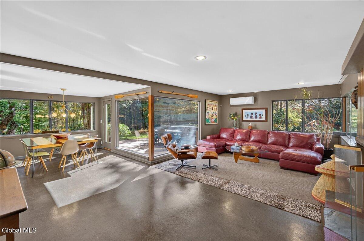 1202 Hedgewood Lane Niskayuna NY 12309