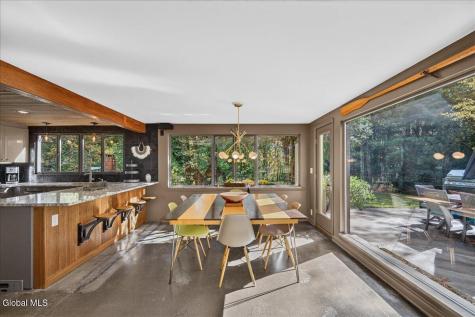 1202 Hedgewood Lane Niskayuna NY 12309