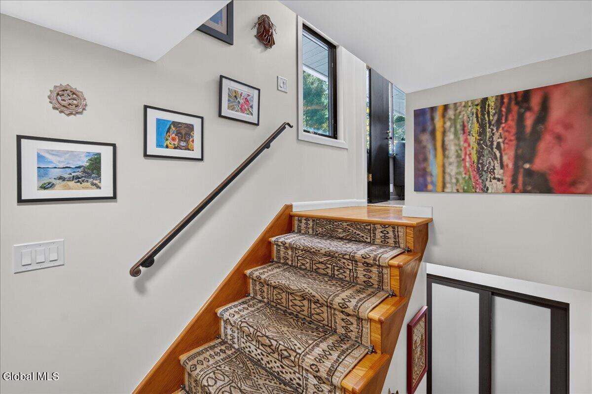1202 Hedgewood Lane Niskayuna NY 12309