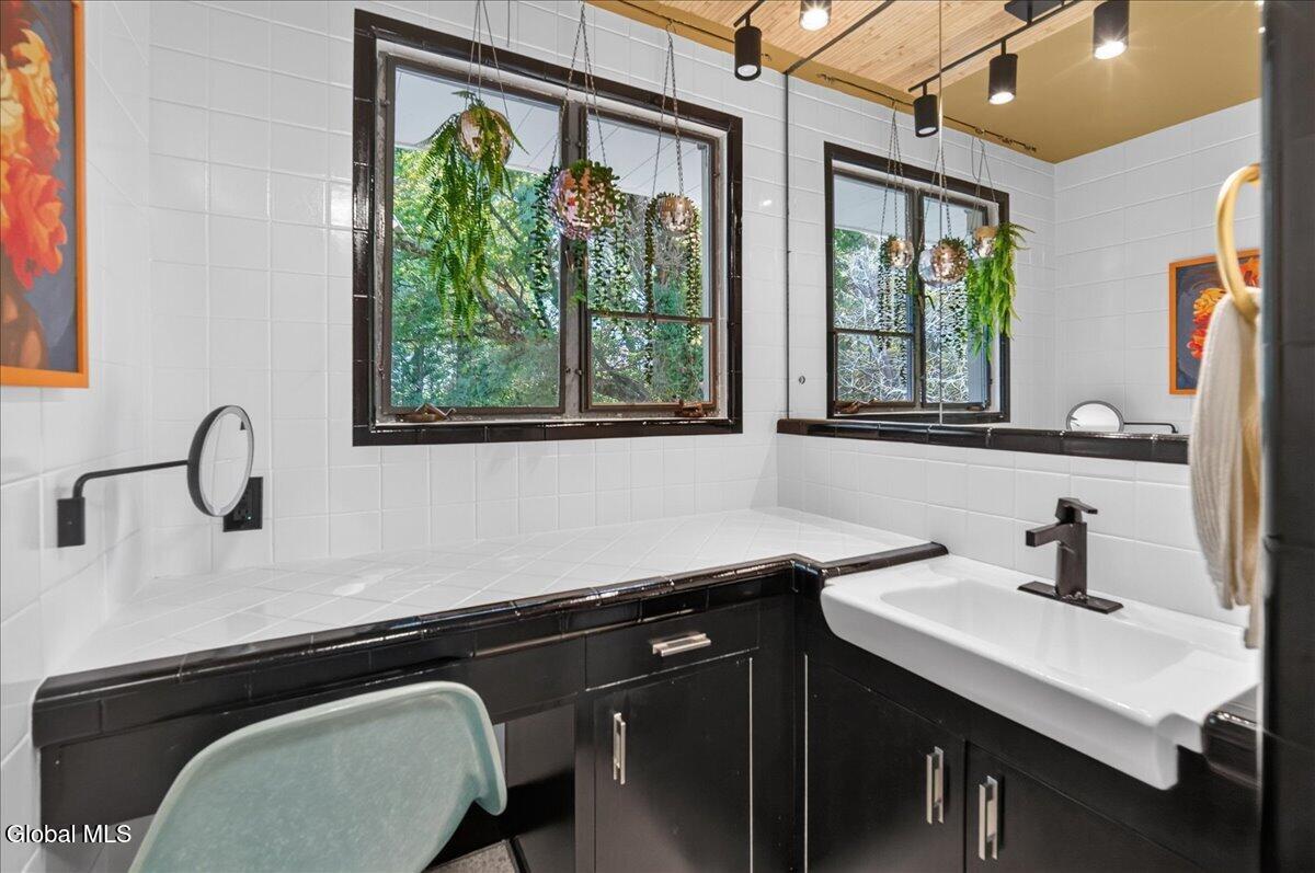 1202 Hedgewood Lane Niskayuna NY 12309