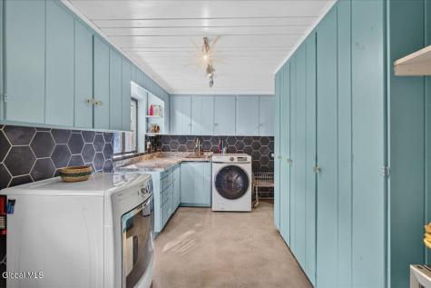1202 Hedgewood Lane Niskayuna NY 12309