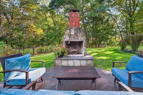 1202 Hedgewood Lane Niskayuna NY 12309