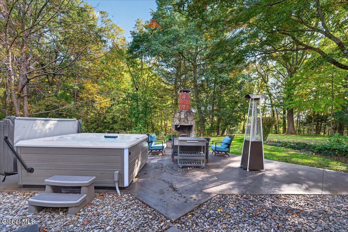 1202 Hedgewood Lane Niskayuna NY 12309