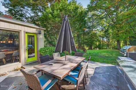 1202 Hedgewood Lane Niskayuna NY 12309