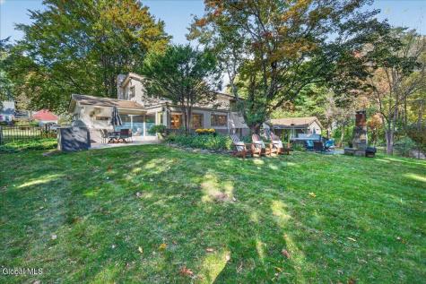 1202 Hedgewood Lane Niskayuna NY 12309