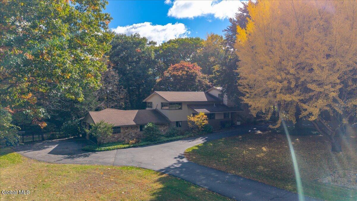 1202 Hedgewood Lane Niskayuna NY 12309