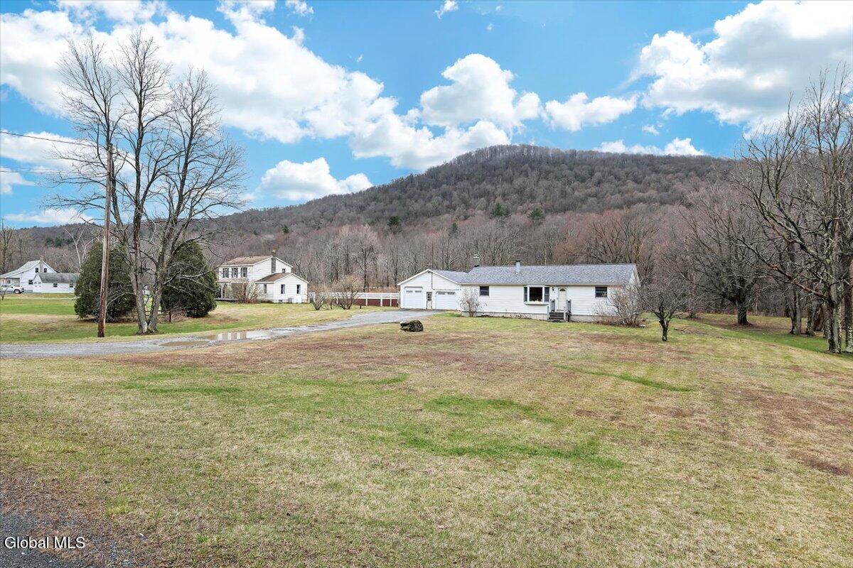 17459 Ny-22 Berlin NY 12022