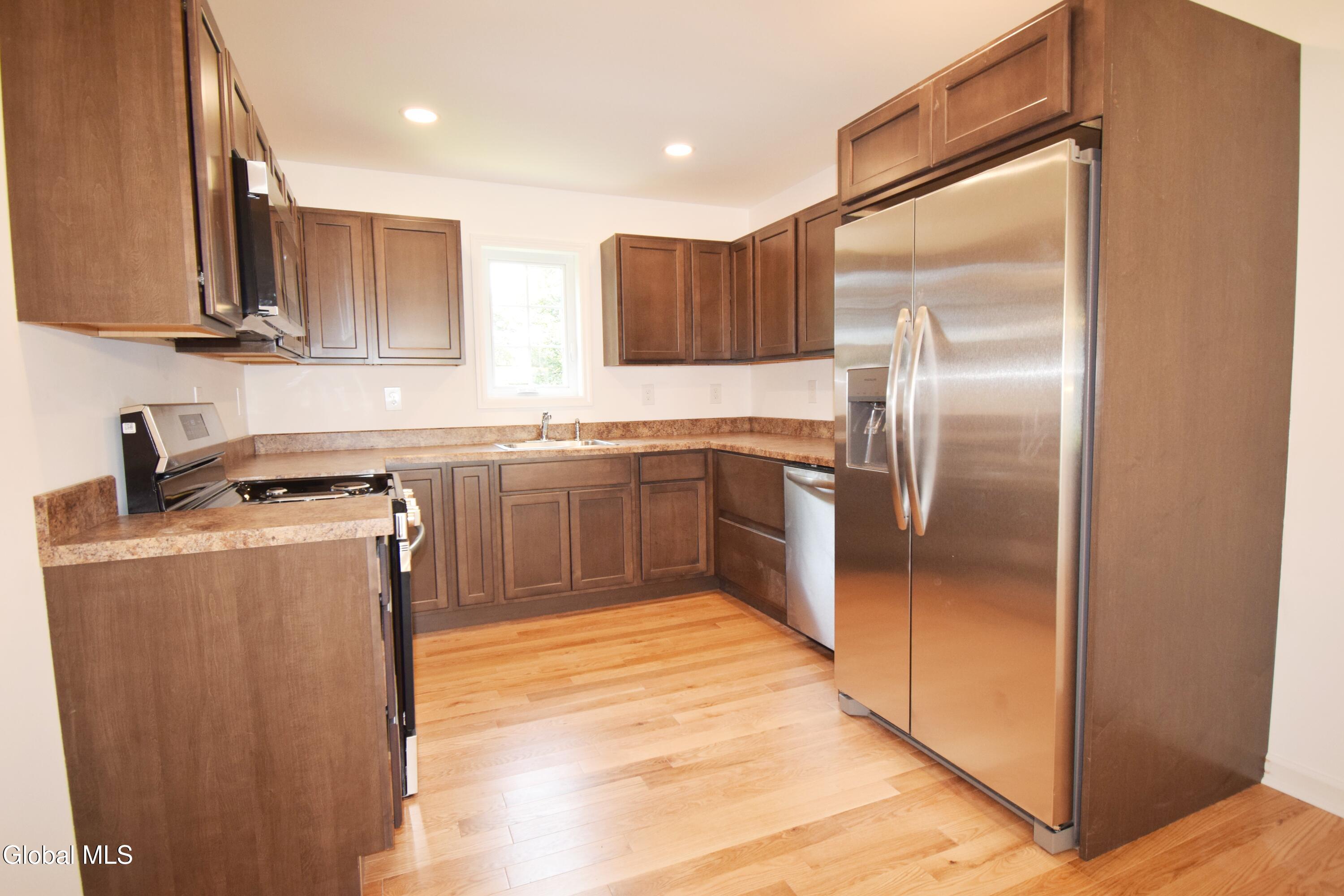 228 Hampton Avenue Rensselaer NY 12144