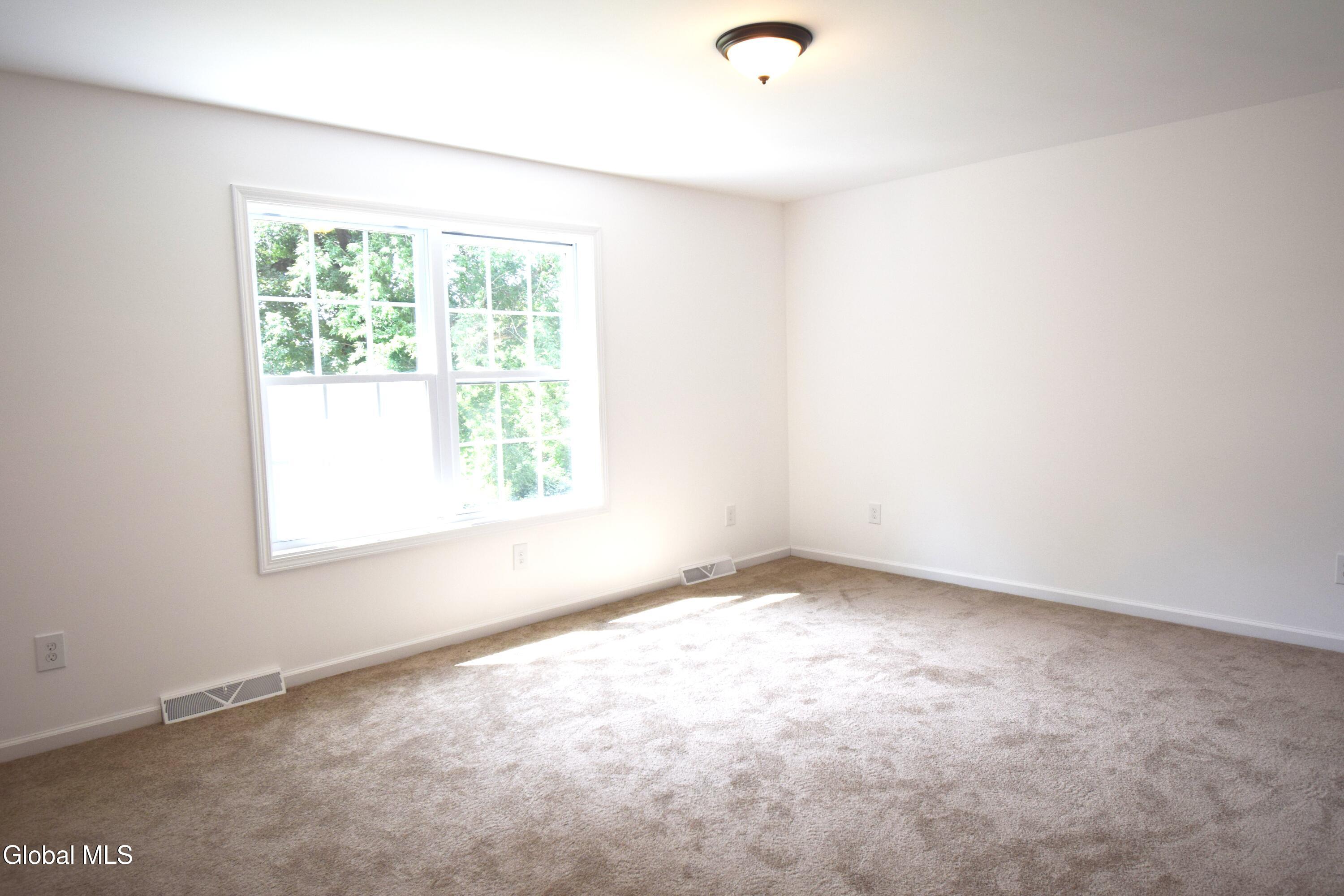 228 Hampton Avenue Rensselaer NY 12144
