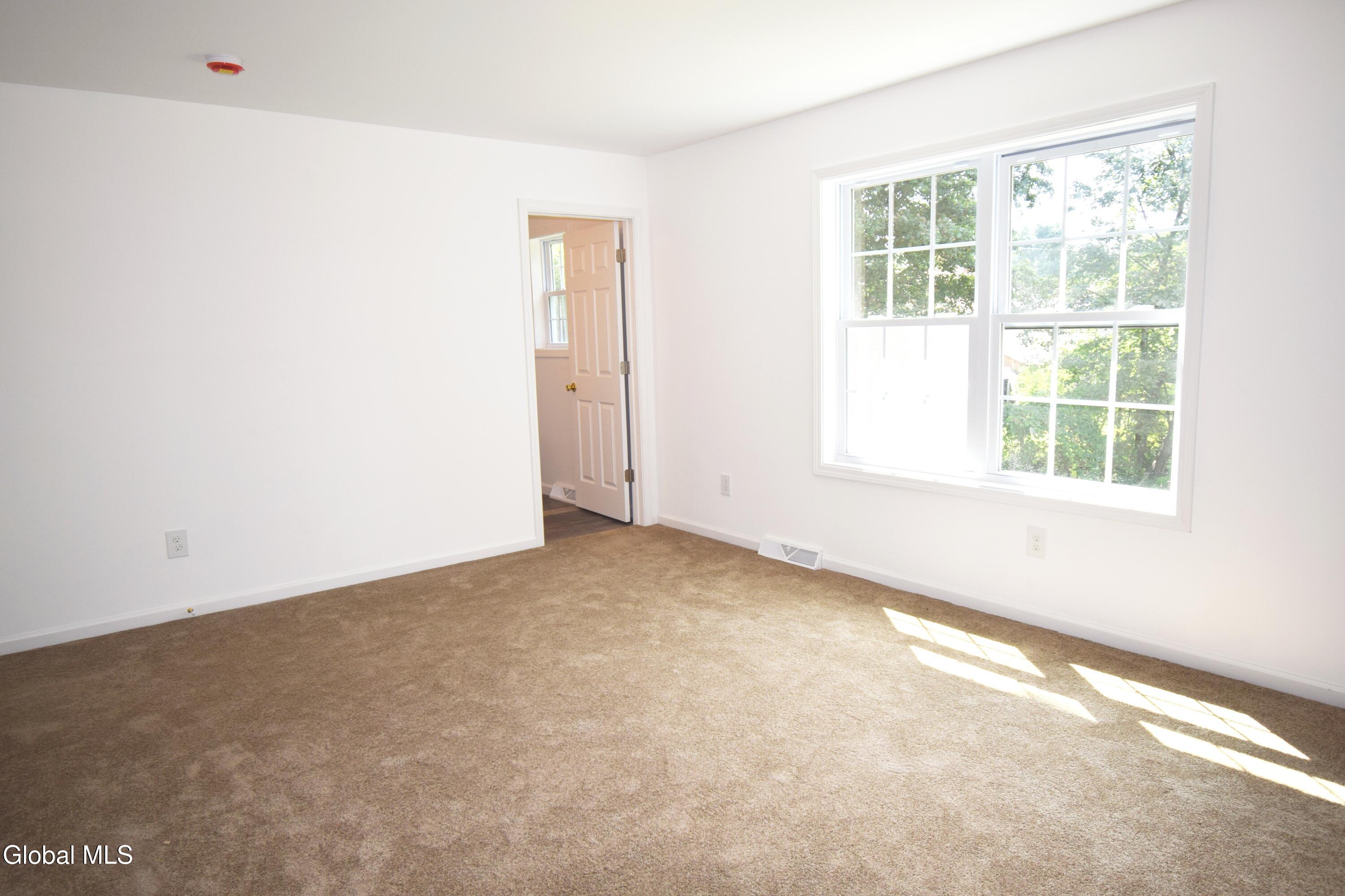 228 Hampton Avenue Rensselaer NY 12144