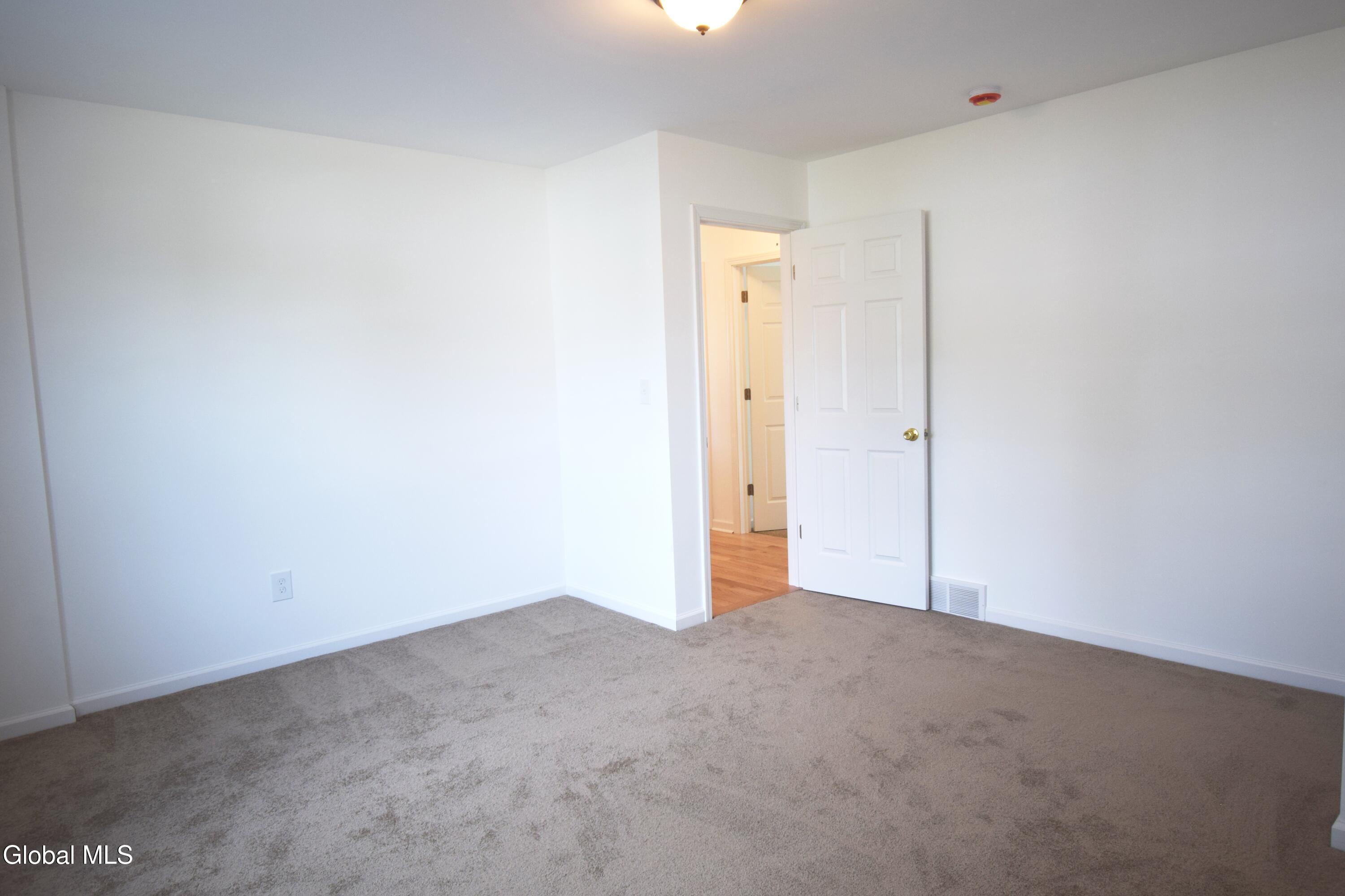 228 Hampton Avenue Rensselaer NY 12144