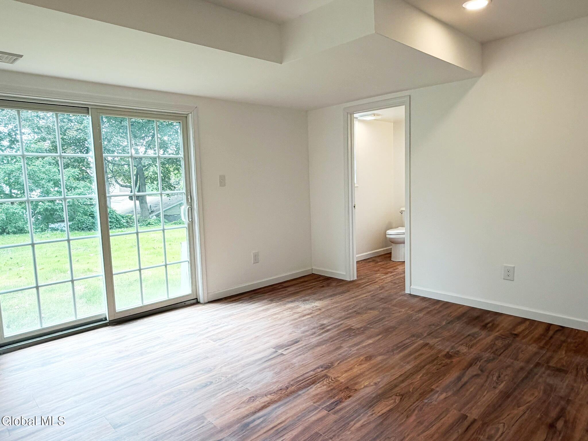 228 Hampton Avenue Rensselaer NY 12144