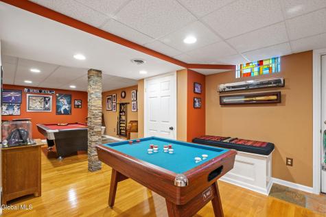 164 Kennewyck Circle Slingerlands NY 12159