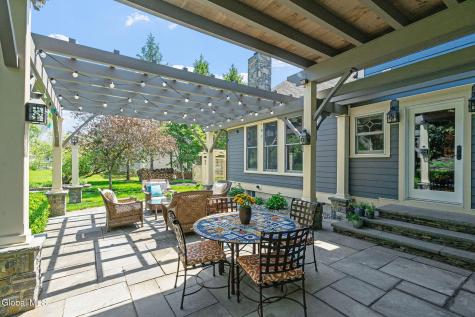 164 Kennewyck Circle Slingerlands NY 12159