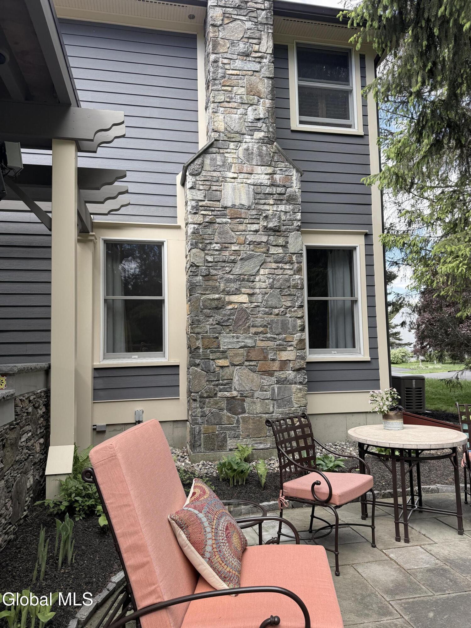 164 Kennewyck Circle Slingerlands NY 12159