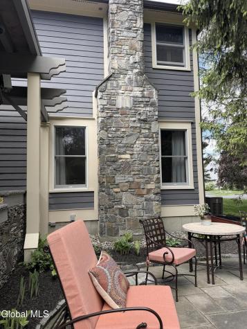 164 Kennewyck Circle Slingerlands NY 12159