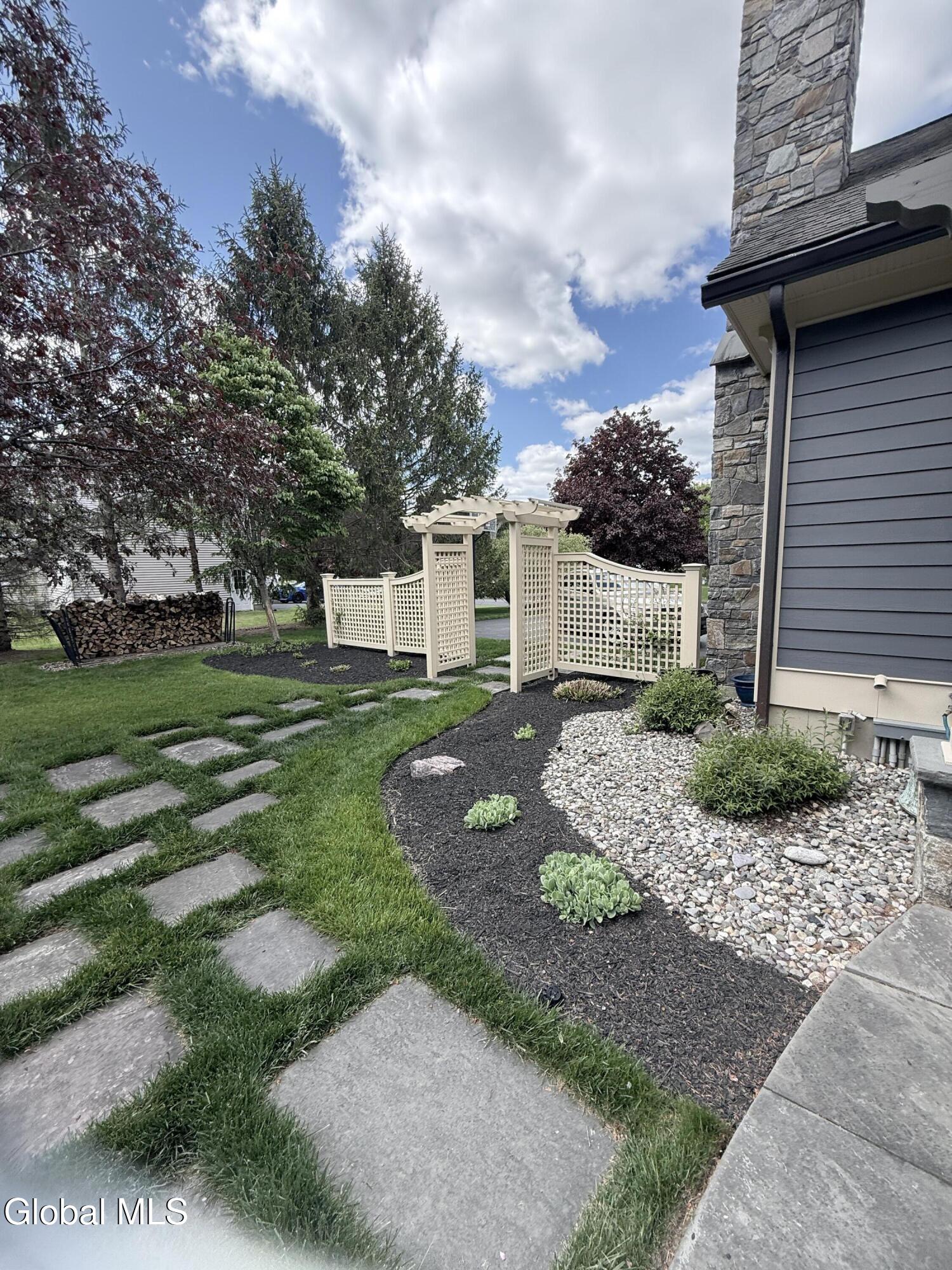 164 Kennewyck Circle Slingerlands NY 12159