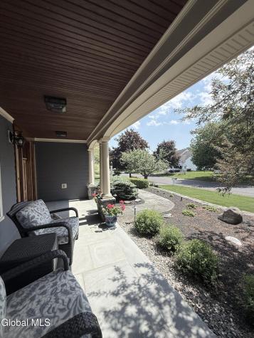 164 Kennewyck Circle Slingerlands NY 12159