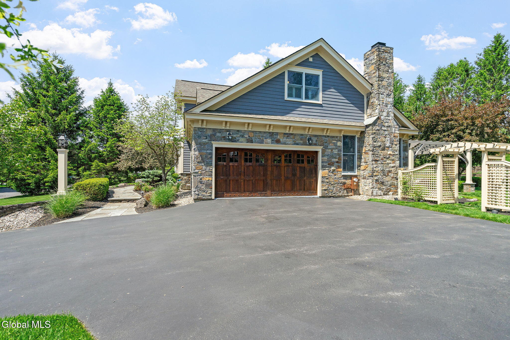 164 Kennewyck Circle Slingerlands NY 12159