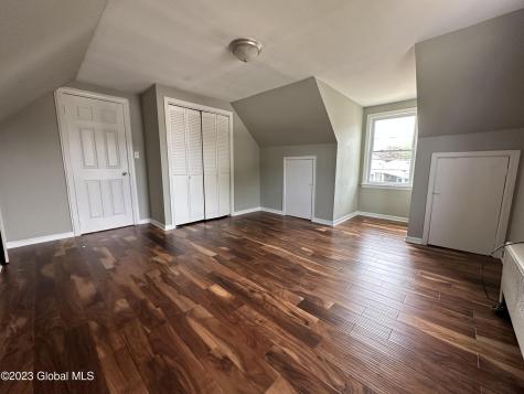 25 Brigadier Street Albany NY 12205