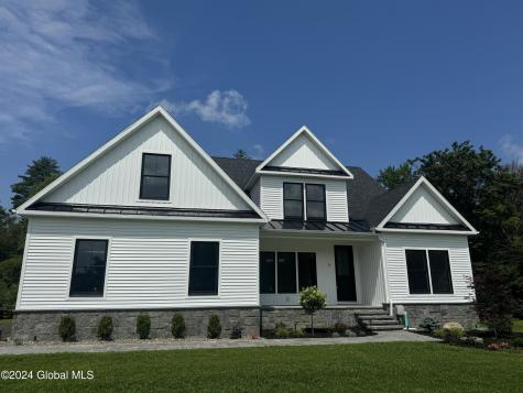 5 Arlington Circle Ballston Spa NY 12020