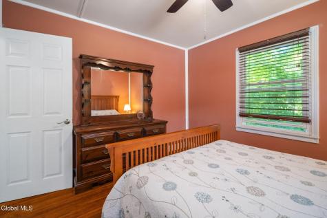 39 E Fernbank Avenue Delmar NY 12054
