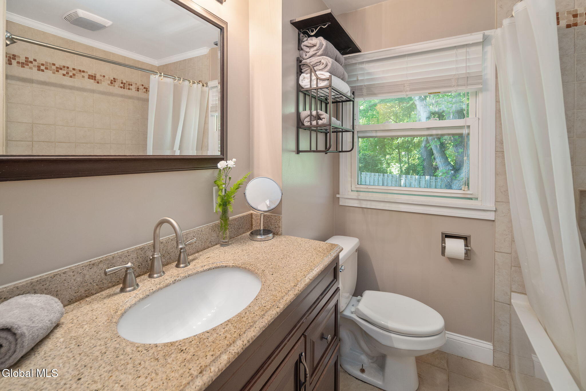39 E Fernbank Avenue Delmar NY 12054