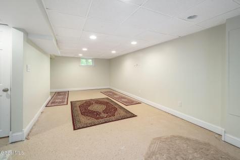39 E Fernbank Avenue Delmar NY 12054